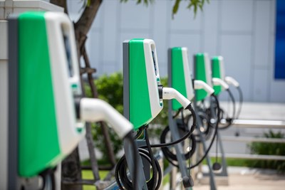 Trạm sạc xe điện công cộng 